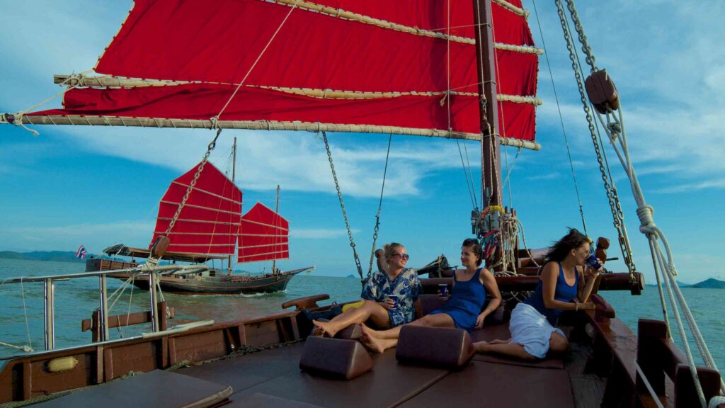 captain-a-junk-boat-in-phang-nga-tripseed